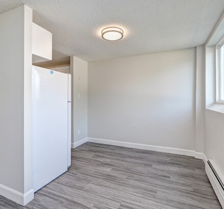 Skyline Living 108 Hincks St 1 Bed 1 Bath 12
