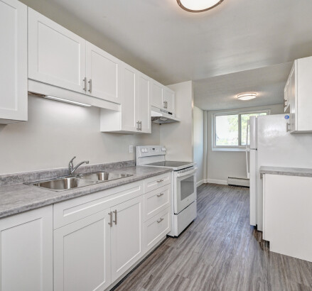 Skyline Living 108 Hincks St 1 Bed 1 Bath 23