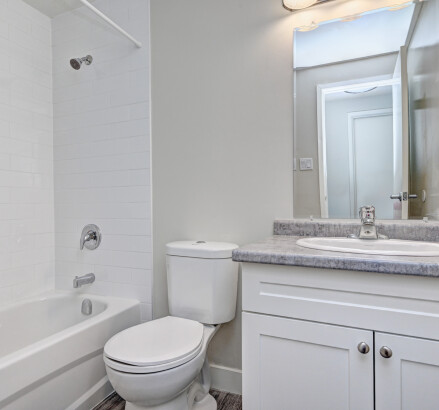Skyline Living 108 Hincks St 1 Bed 1 Bath 25