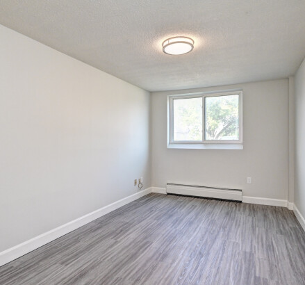 Skyline Living 108 Hincks St 1 Bed 1 Bath 29