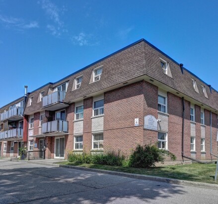 Skyline Living 108 Hincks St 1 Bed 1 Bath 41