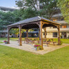 Skyline Living 11873 Tecumseh Outdoor area