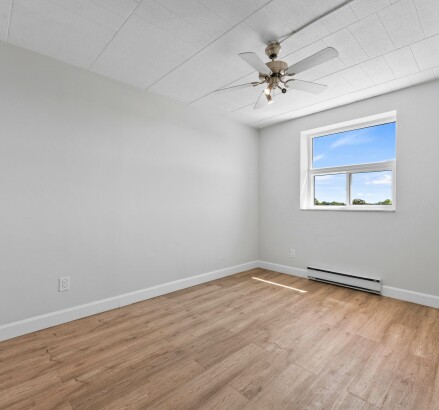 Skyline Living 11886 Tecumseh Road East 2 Bed 1 Bath 14