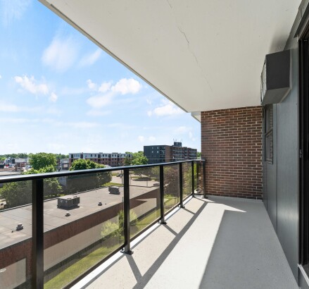 Skyline Living 11886 Tecumseh Road East 2 Bed 1 Bath 16