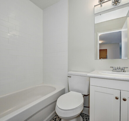 Skyline Living 120 Grand Avenue Photography28