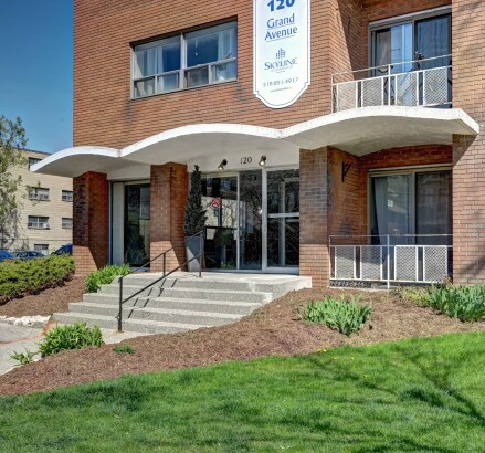 Skyline Living 120 Grand Avenue Photography2
