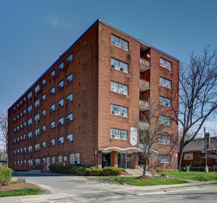 Skyline Living 120 Grand Avenue Photography44