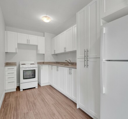 Skyline Living 1207 Huron 2 Bed 1 Bath14