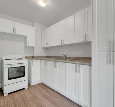 Skyline Living 1207 Huron 2 Bed 1 Bath15