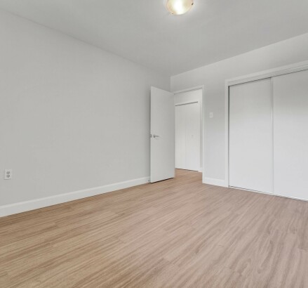 Skyline Living 1207 Huron 2 Bed 1 Bath20