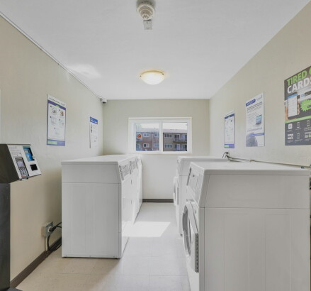 Skyline Living 1422 Huron 2 Bed 1 Bath27