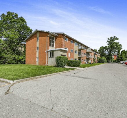 Skyline Living 1422 Huron 2 Bed 1 Bath3