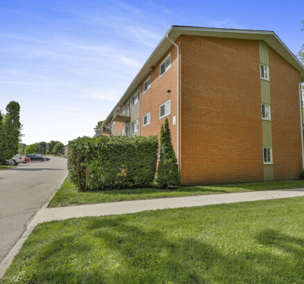 Skyline Living 1422 Huron 2 Bed 1 Bath4