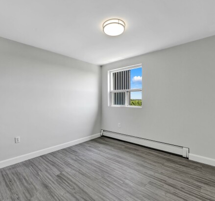Skyline Living 148 Concession 2 Bed 1 Bath22
