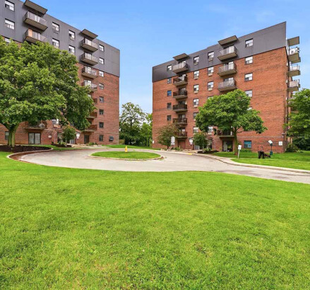 Skyline Living 185 Berkshire Building Unit 406 01