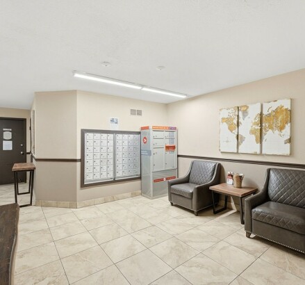 Skyline Living 185 Berkshire Building Unit 406 05 v1