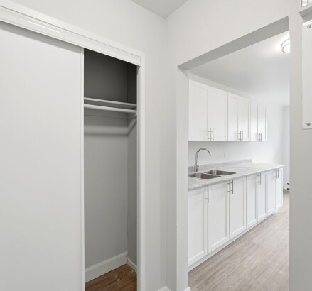 Skyline Living 185 Berkshire Building Unit 406 11