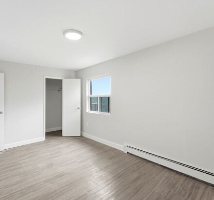 Skyline Living 185 Berkshire Building Unit 406 26