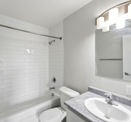 Skyline Living 185 Berkshire Building Unit 406 29
