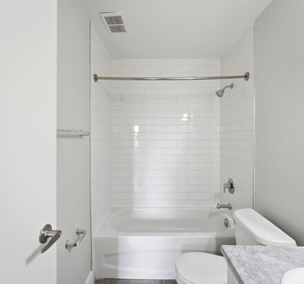 Skyline Living 185 Berkshire Building Unit 406 30