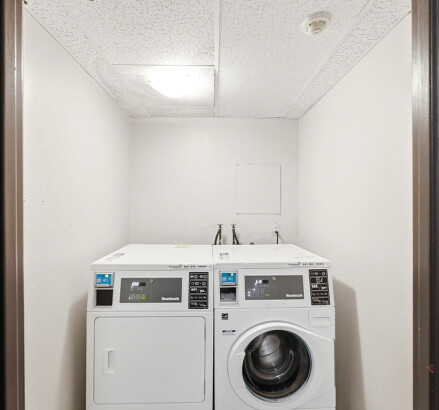 Skyline Living 185 Berkshire Building Unit 406 32