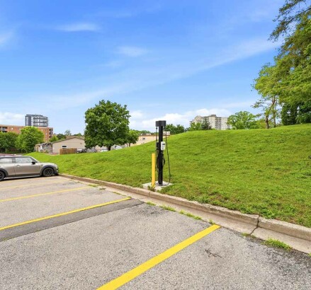 Skyline Living 185 Berkshire Building Unit 406 39