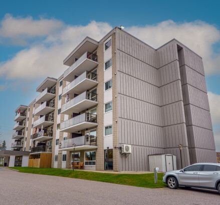 Skyline Living 2475 Trout Lake Rd Photography 6