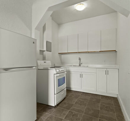 Skyline Living 274 Giles Unit 31010