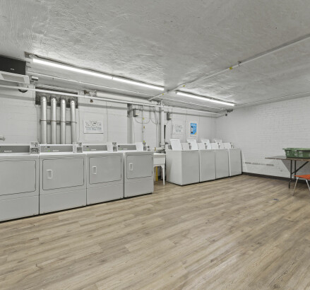 Skyline Living 274 Giles Unit 3105