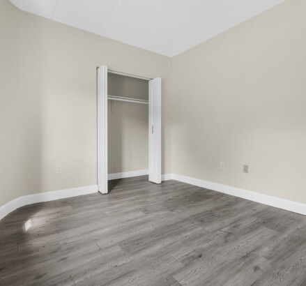 Skyline Living 300 Sherk St 2 Bed 1 Bath 22
