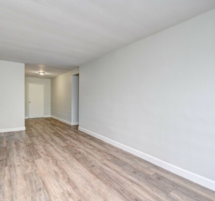 Skyline Living 310 Clyde 2 Bed 1 Bath35