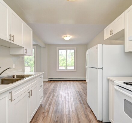 Skyline Living 310 Clyde 2 Bed 1 Bath39
