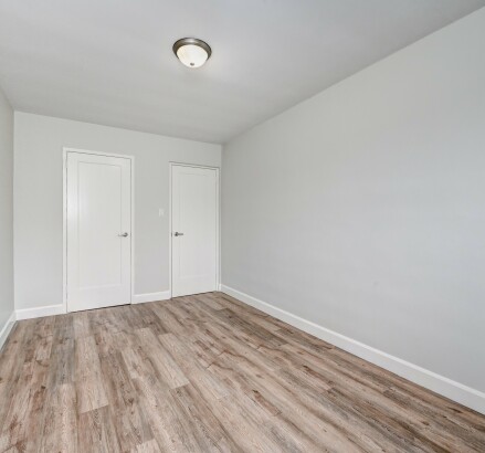 Skyline Living 310 Clyde 2 Bed 1 Bath47