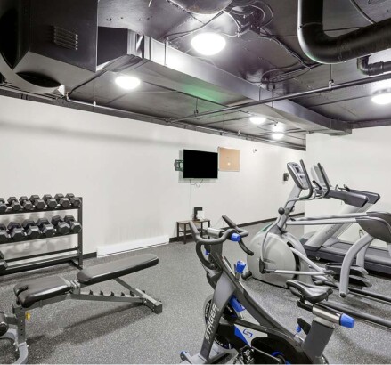 Skyline Living 3150 Donnelly St Unit 704 34