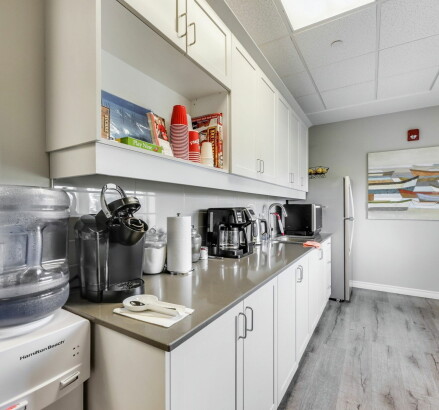 Skyline Living 325 Lakeview Dr Photography 35