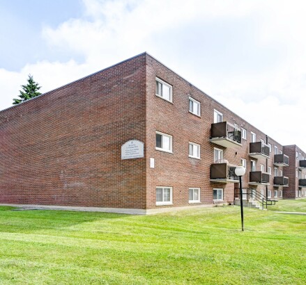 Skyline Living 35 Flamingo 2 Bed 1 Bath40