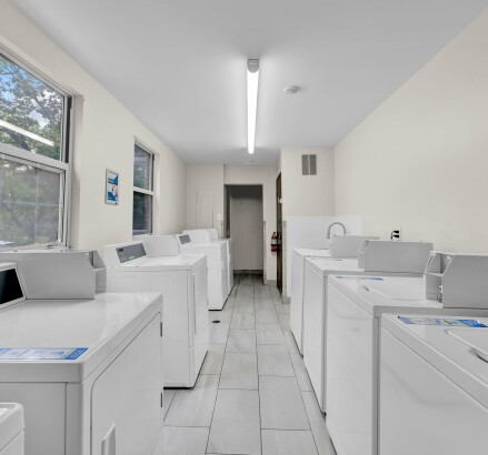 Skyline Living 351 369 London 2 Bed 2 Bath35