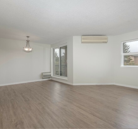 Skyline Living 550 Notre Dame 2 Bed 1 Bath 3 v2