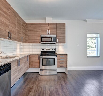 Skyline Living 555 Park Unit 12210