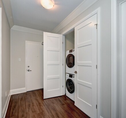 Skyline Living 555 Park Unit 1228