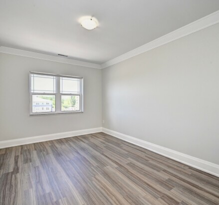 Skyline Living 555 Park Unit 41418