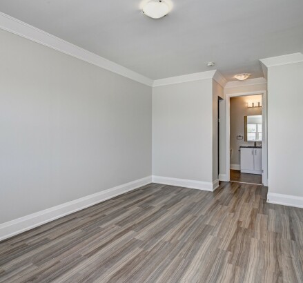 Skyline Living 555 Park Unit 41420