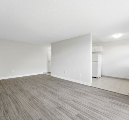 Skyline Living 564 Durham Crescent Unit 564 06.