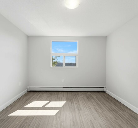 Skyline Living 564 Durham Crescent Unit 564 14.