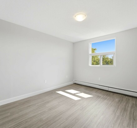 Skyline Living 564 Durham Crescent Unit 564 15.