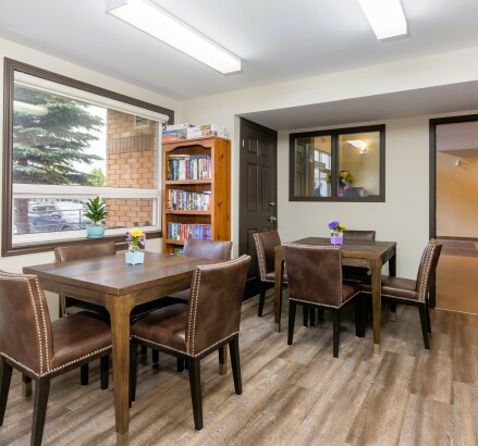 Skyline Living 570 Notre Dame Amenities and Exteriors5