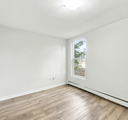 Skyline Living 645 Village Green Ave Photography 21