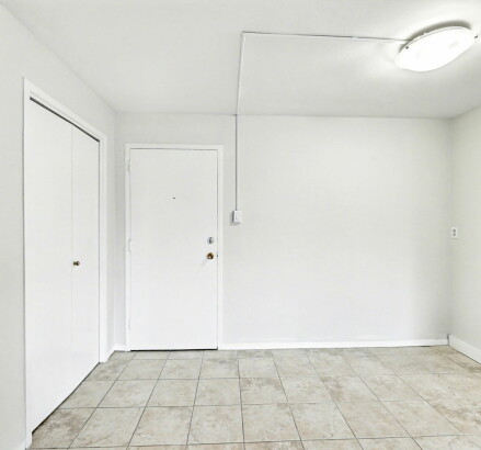 Skyline Living 645 Village Green Ave Photography 23