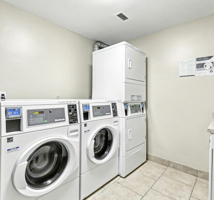 Skyline Living 645 Village Green Ave Photography 24