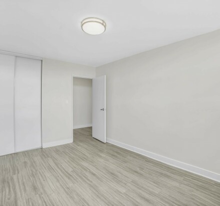Skyline Living 7030 Casey Unit 31012